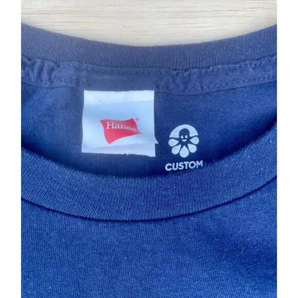 HANES YALE University Bulldog T-Shirt‎ The Game 2022 Short Sleeve Men Blue SZ. S - Picture 3 of 7